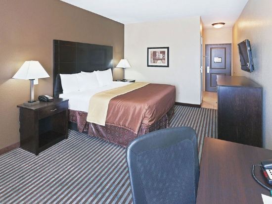 Фото La Quinta Inn & Suites by Wyndham Houston Energy Corridor