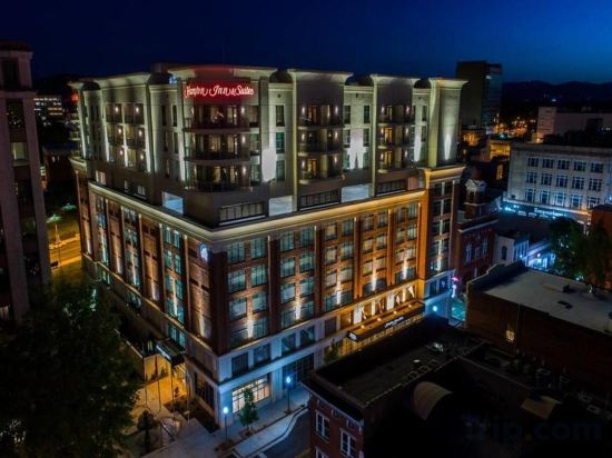 Фото Hampton Inn & Suites Roanoke-Downtown