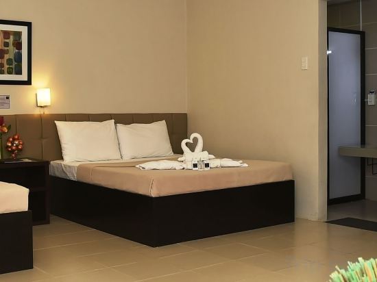 Фото Columbus Plaza Hotel