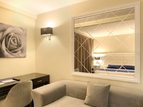 Фото Hotel Benidorm East by Pierre & Vacances