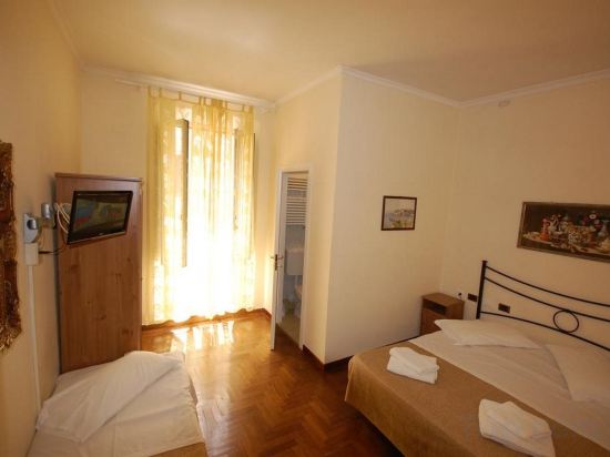 Фото Hotel Alexis