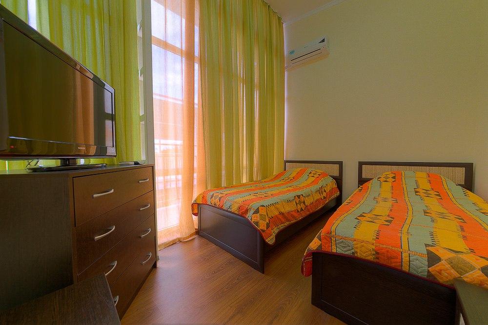 Фото Черноморская