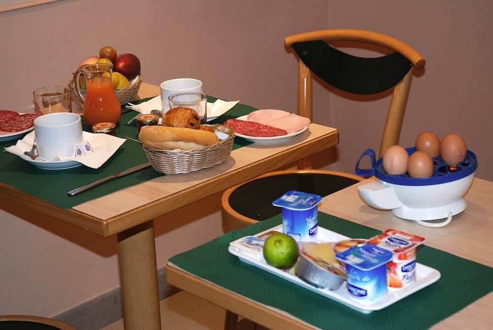 Фото Hotel Transcontinental