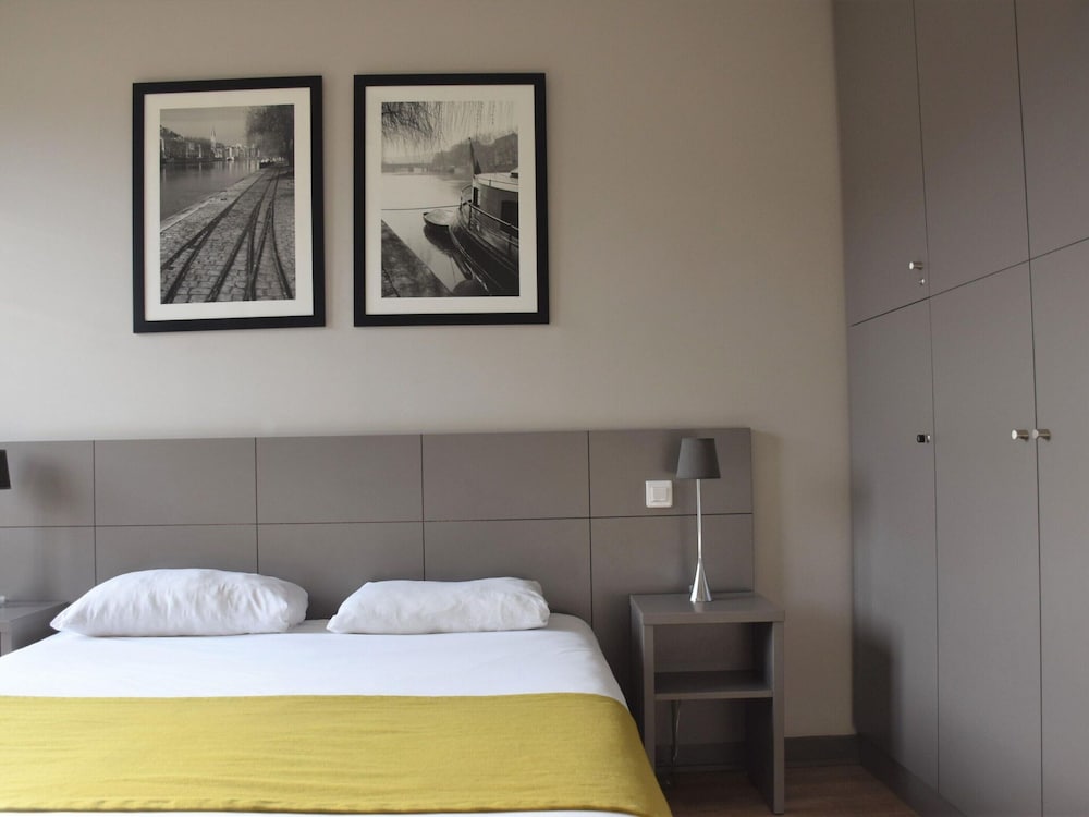 Фото Adonis Lyon Dock Ouest