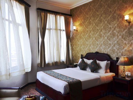 Фото The Lindsay