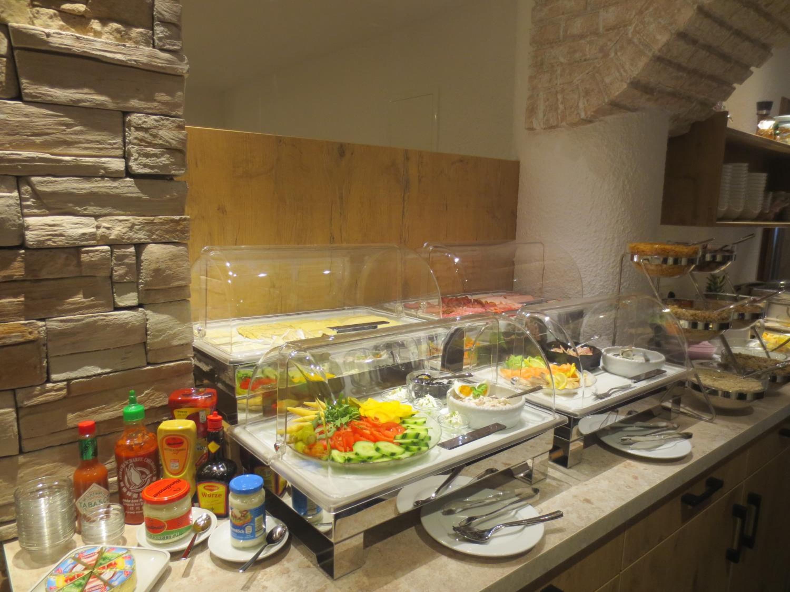Фото Hotel Alp Inn