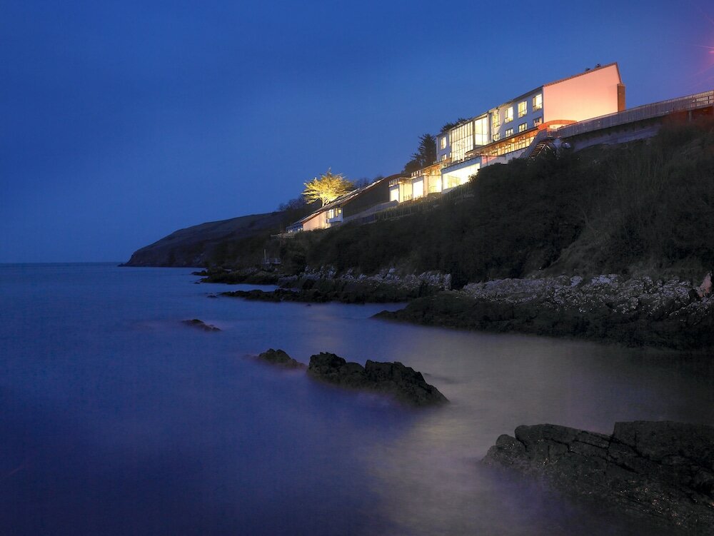 Фото Cliff House Hotel