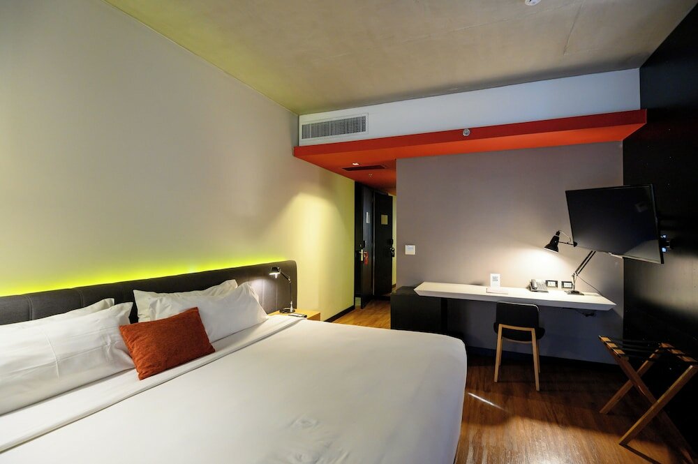 Фото Five Hotel & Residences