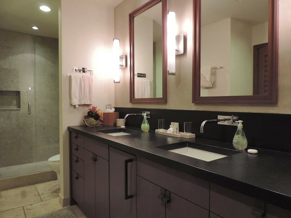 Фото Puunoa Beach Estates, a Destination by Hyatt Residence