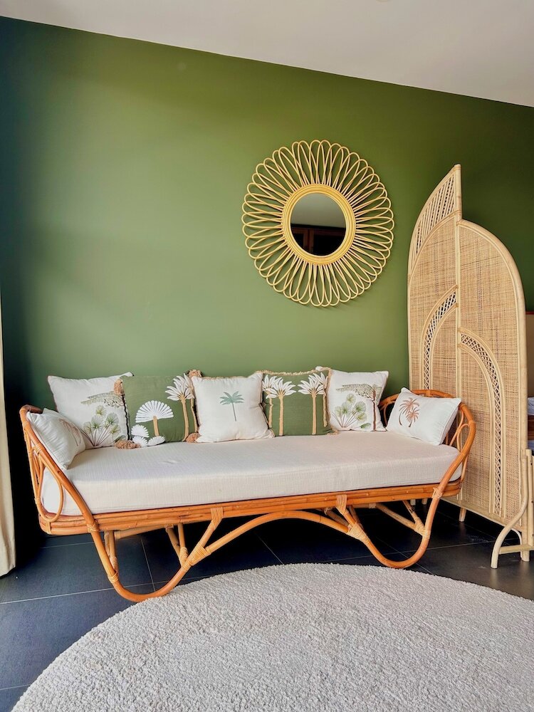 Фото Karmagali Boutique Suites