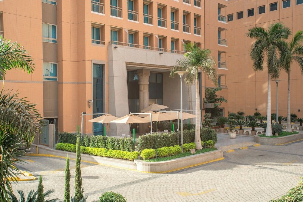 Фото Staybridge Suites Cairo - Citystars