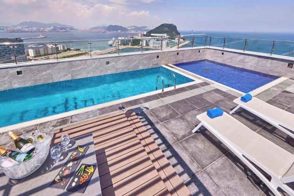 Фото Citadines Connect Hari Busan