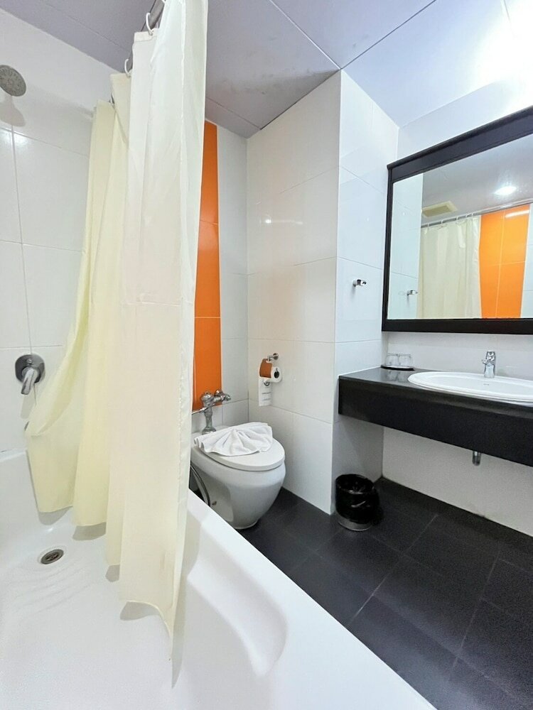 Фото BP Grand Tower Hotel