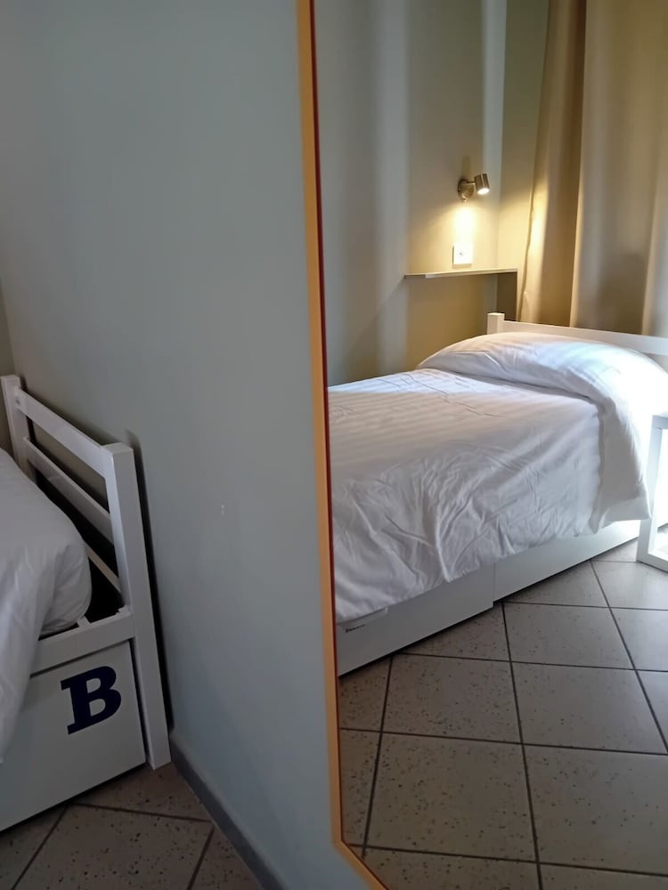 Фото Roma Scout Center - Hostel