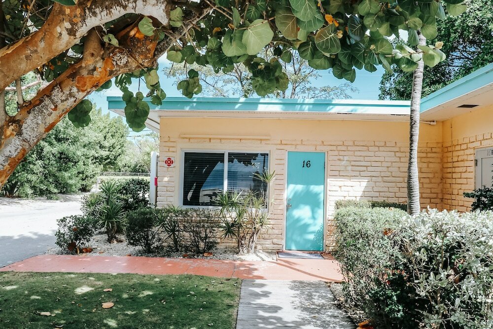 Фото Drop Anchor