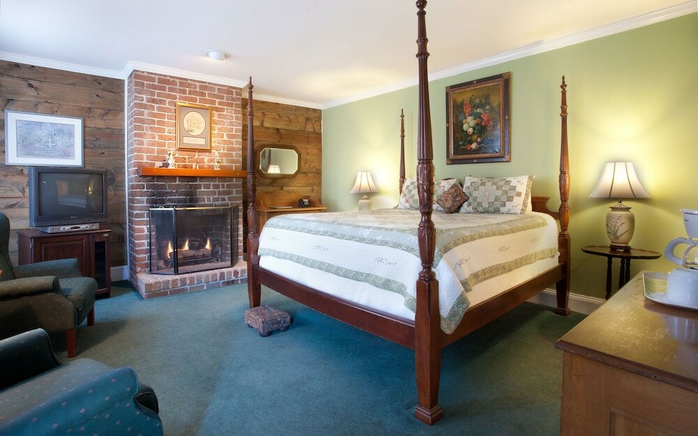 Фото 17Hundred90 Inn and Restaurant