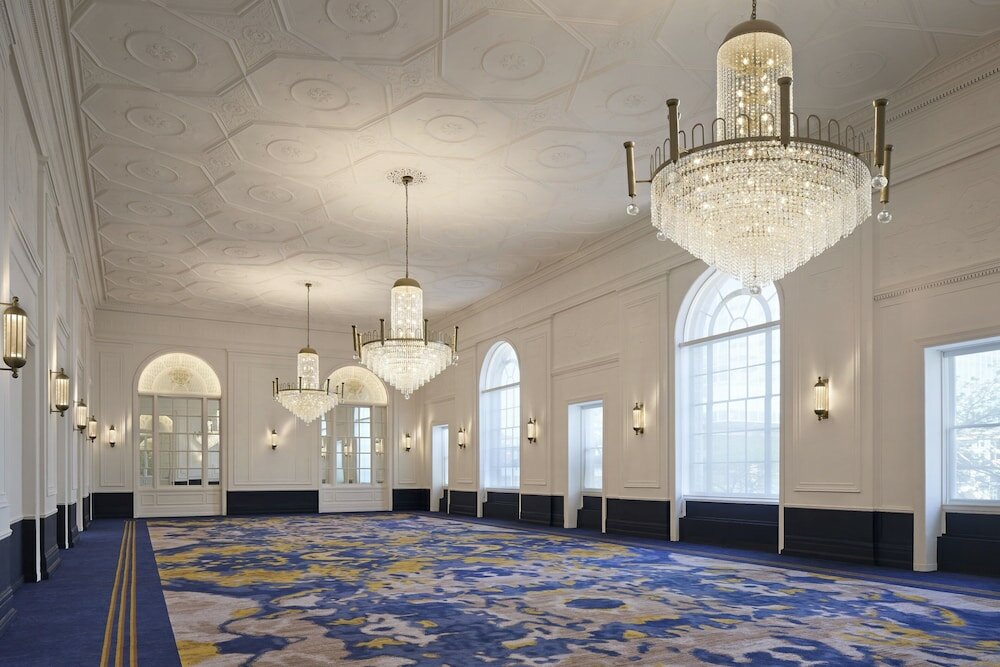 Фото Renaissance Cleveland Hotel