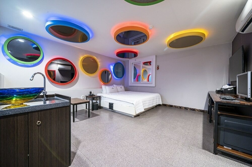 Фото V Hotel Munhyun