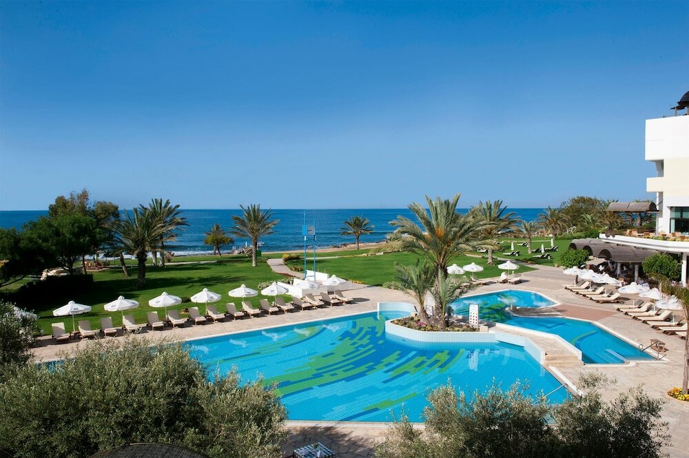 Фото Constantinou Bros Athena Royal Beach Hotel