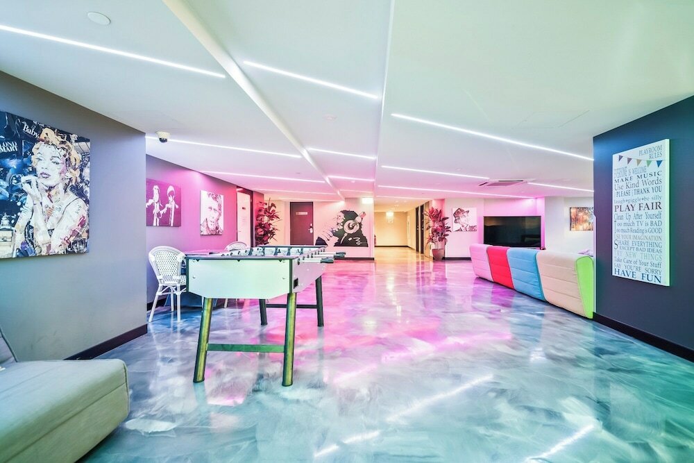 Фото Studio 8 Residences - Adults Only