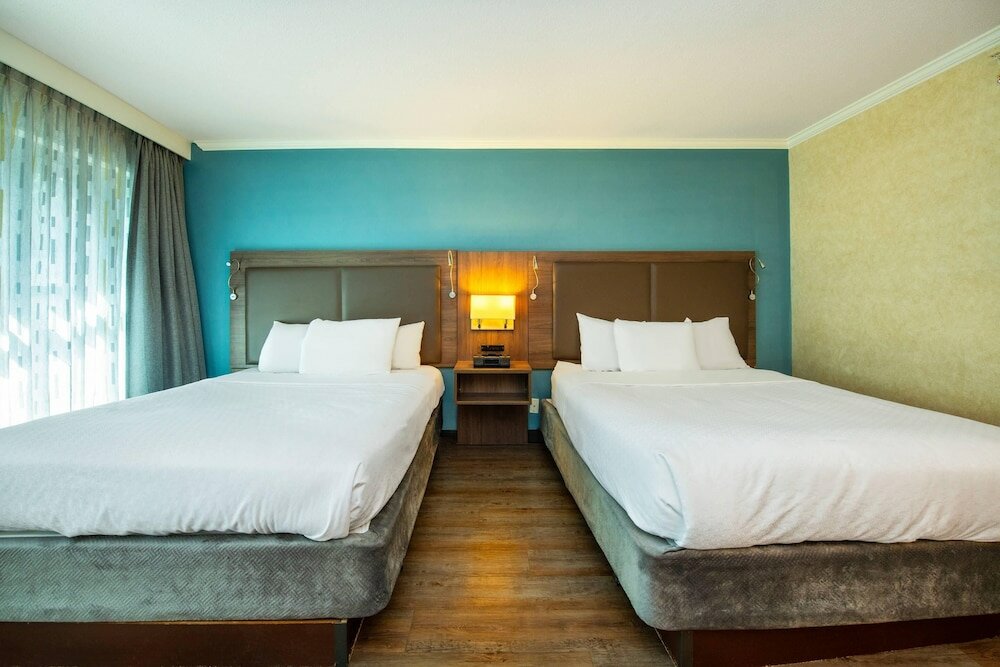 Фото Grand Park Hotel & Suites Downtown Vancouver