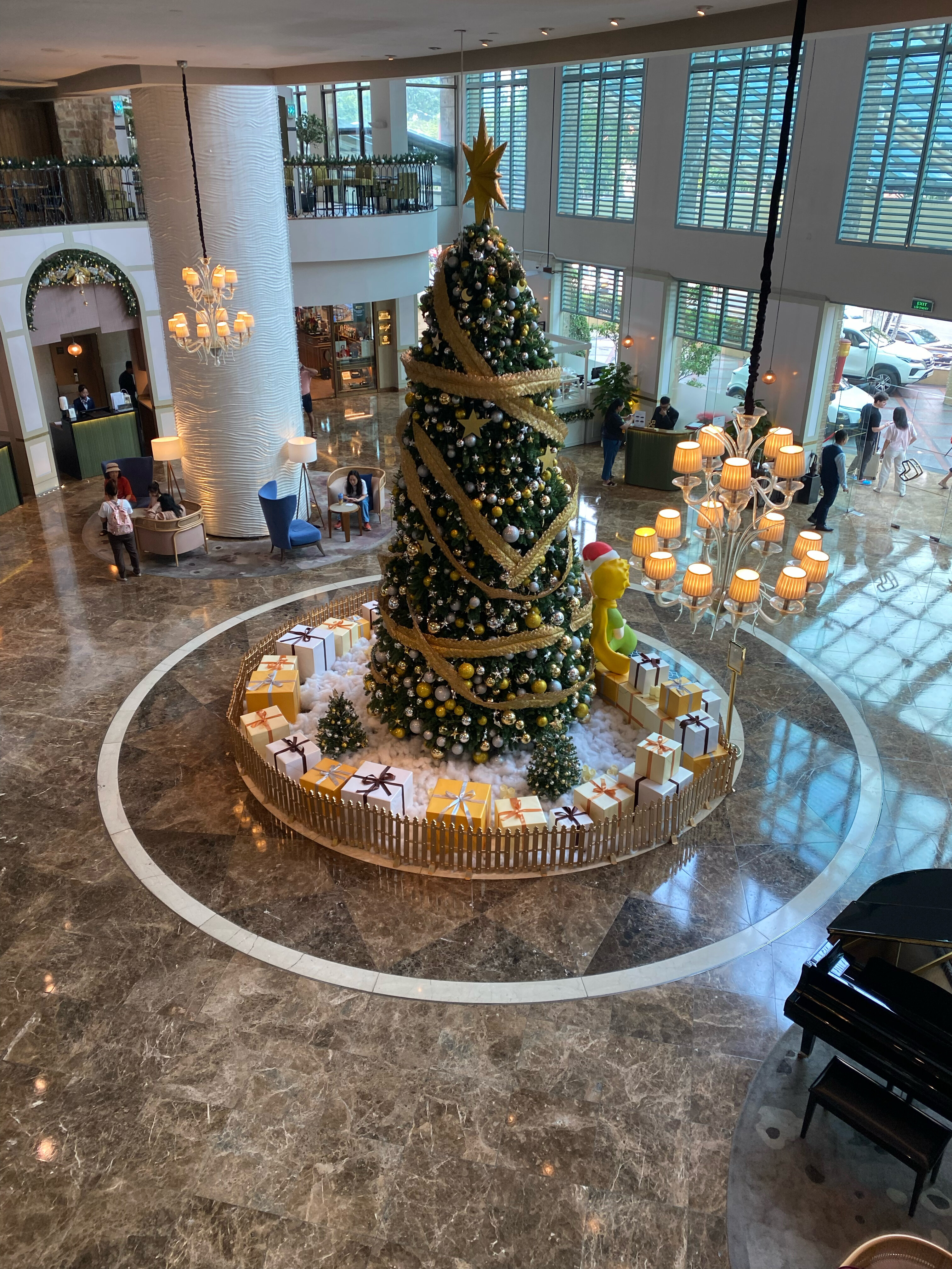 Фото Sofitel Saigon Plaza