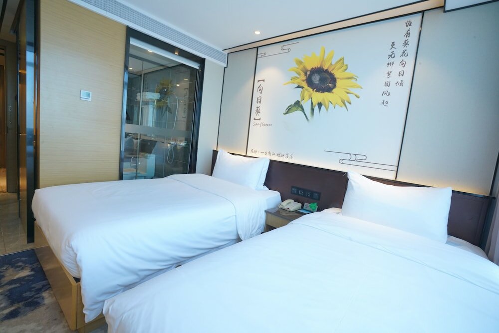 Фото Baiyun City Hotel (Guangzhou Railway Station Subway Branch)