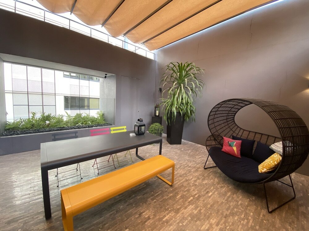 Фото Ad Lib Hotel Bangkok