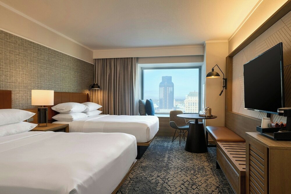 Фото Sheraton Grand Sacramento Hotel