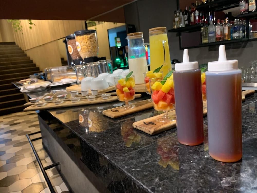 Фото Cardedeu Express Hotel