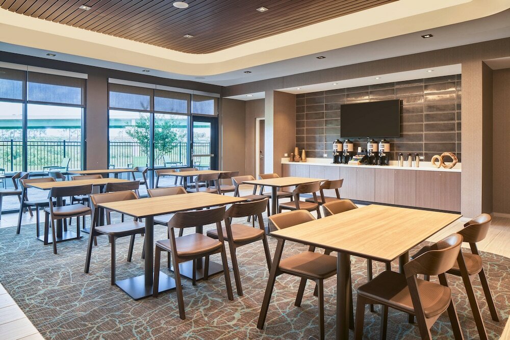 Фото SpringHill Suites by Marriott Orlando Lake Nona