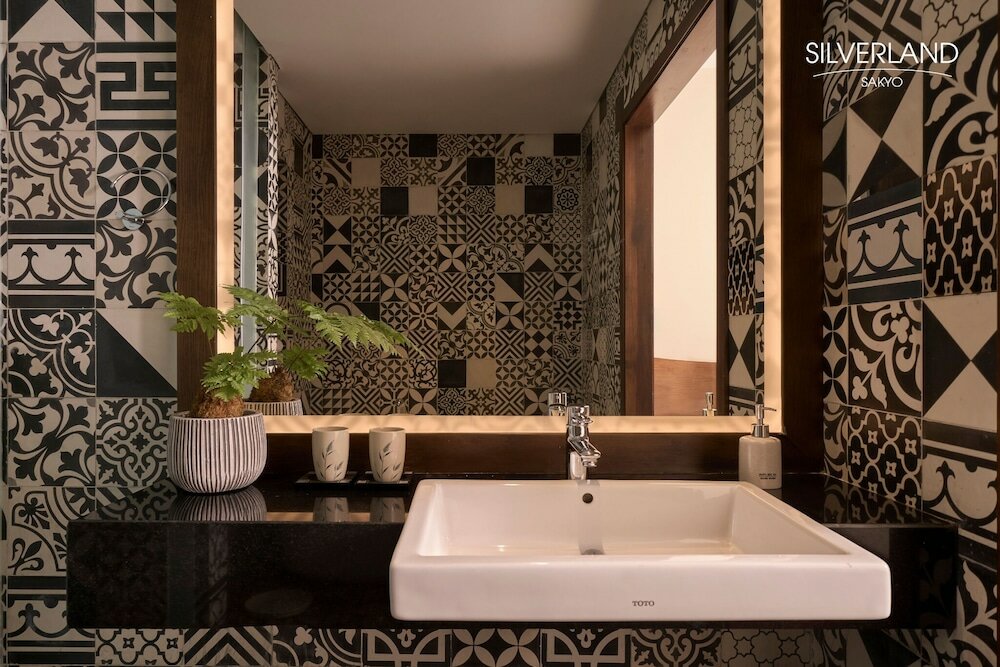 Фото Silverland Sakyo Hotel & SPA
