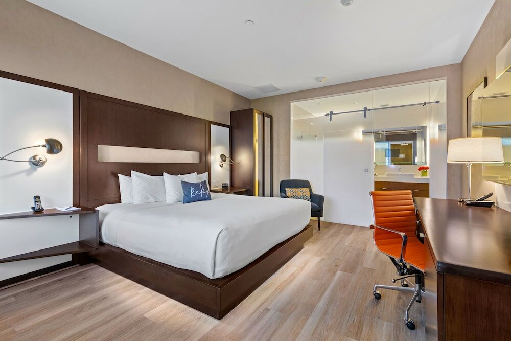 Фото J House Greenwich