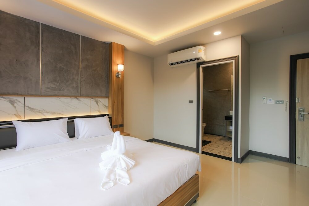 Фото The Mantra Hotel