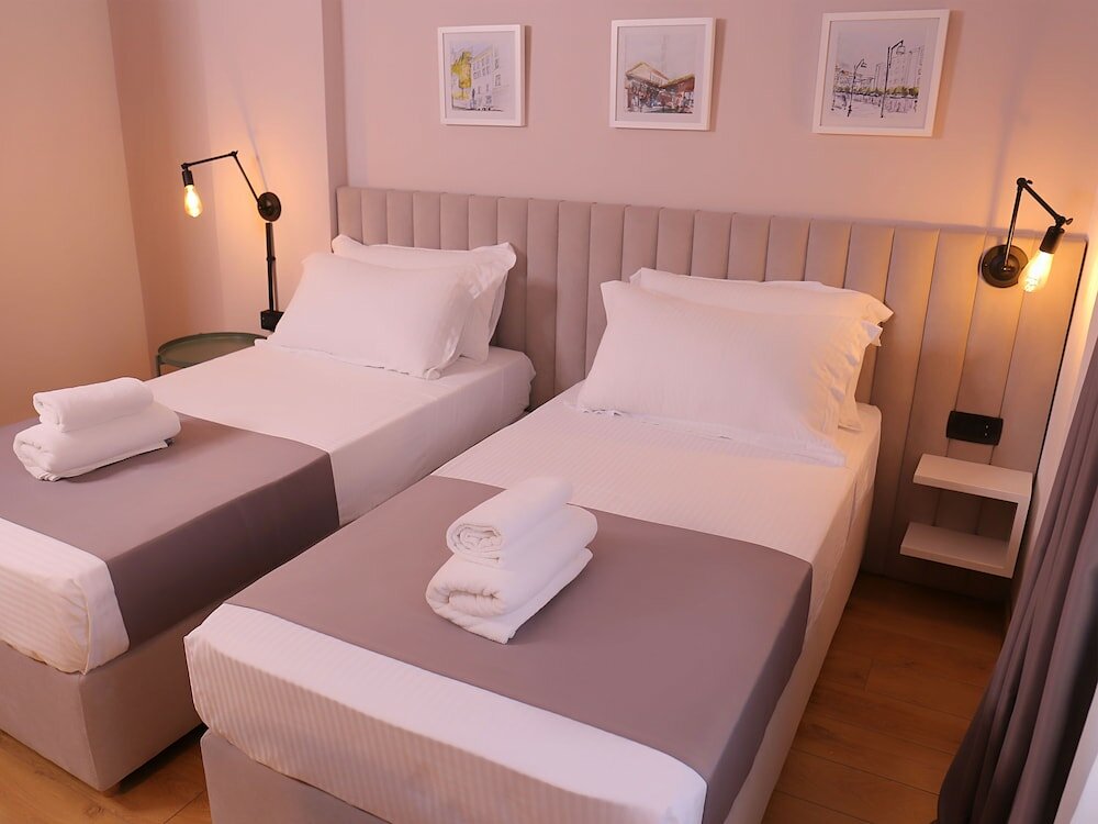 Фото Oda Hotel Tirana