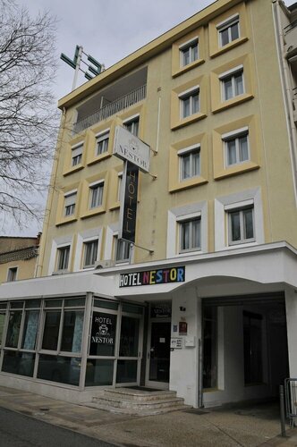 Гостиница Hotel Nestor в Ди