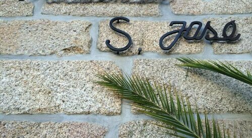 Гостиница Residencial São José e Residencial Águas Santas в Округе Визеу