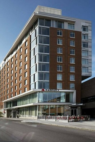 Гостиница Ithaca Marriott Downtown on the Commons в Итаке