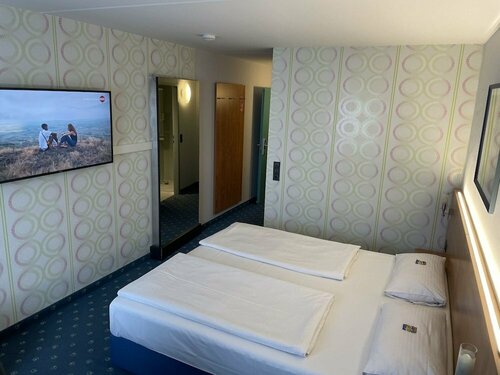 Гостиница Bonjour Tagungshotel Stuttgart Gerlingen в Дитцингене