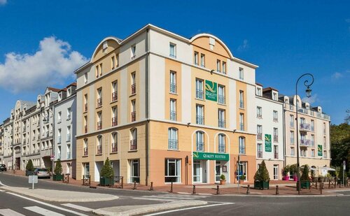 Гостиница Hôtel Quality Suites Maisons-Laffitte Paris Ouest в Сене-Жермене-ан-Ле