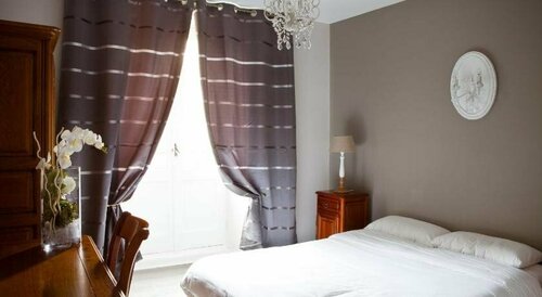 Гостиница Hôtel Abat Jour в Нанте