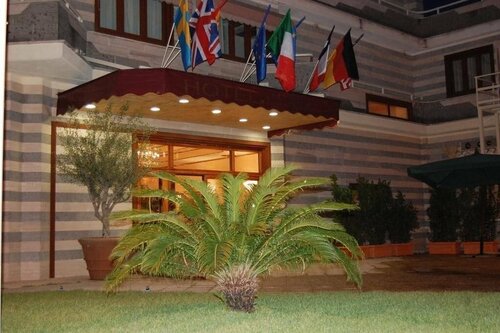 Гостиница Hotel Centrale в Сабаудии