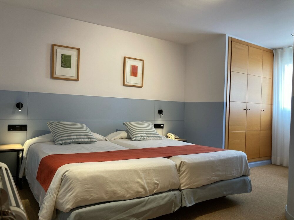 Фото Hotel Miramar Valencia