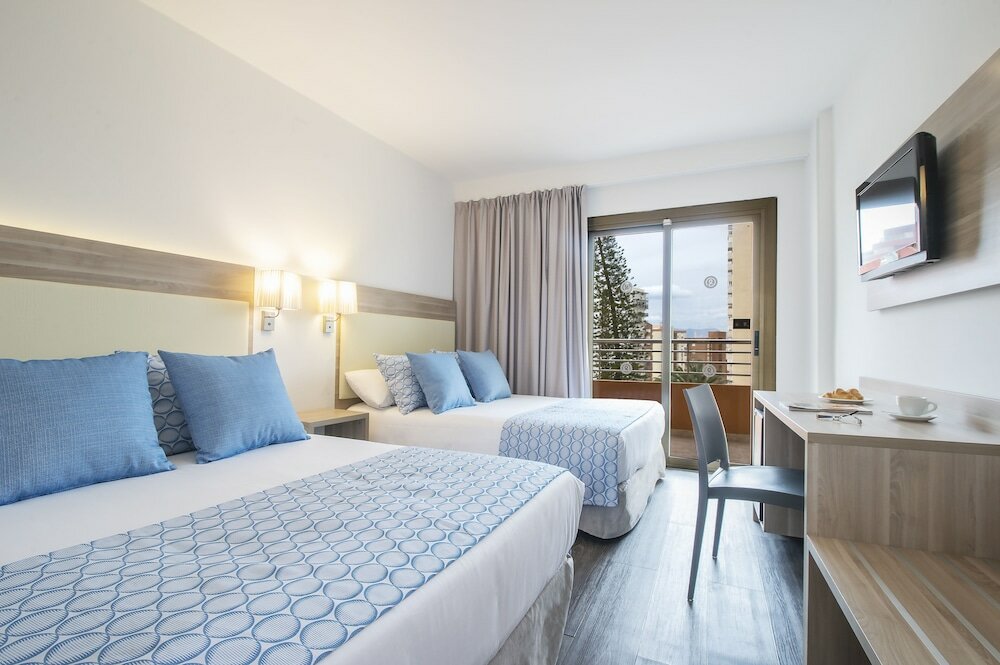 Фото Hotel Benidorm East by Pierre & Vacances