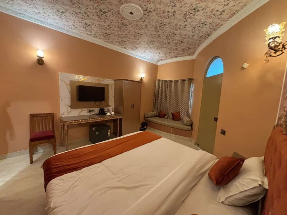 Фото Ray Of Maya Retreat and Resorts