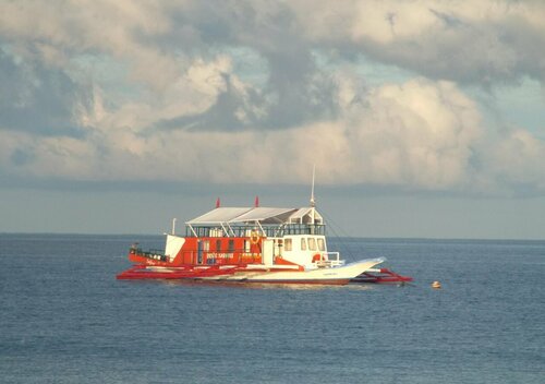 Гостиница Gustav's Place Beach & Diving Resort в Провинции Западный Миндоро