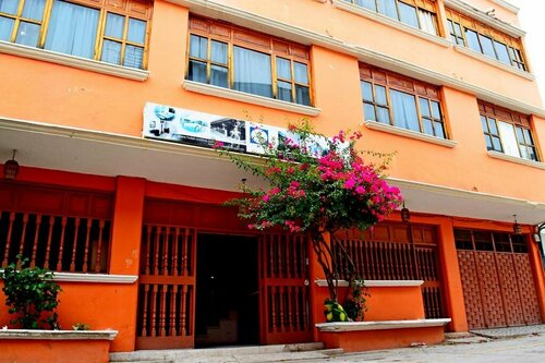 Гостиница Hotel Corona Zihuatanejo в Сиуатанехо