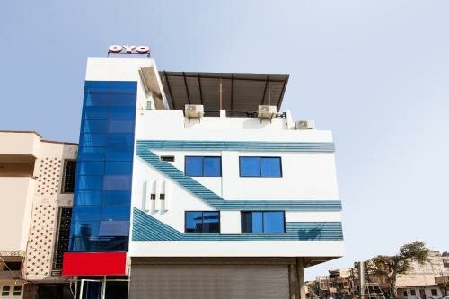 Гостиница Oyo 25031 Riddhi Siddhi Regency в Индауре