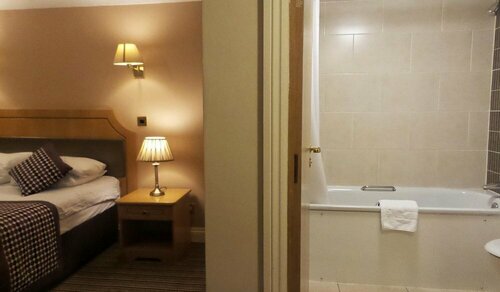 Гостиница Parkside International Hotel в Рединге