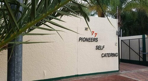 Гостиница Pioneers Self-Catering в Виндхуке